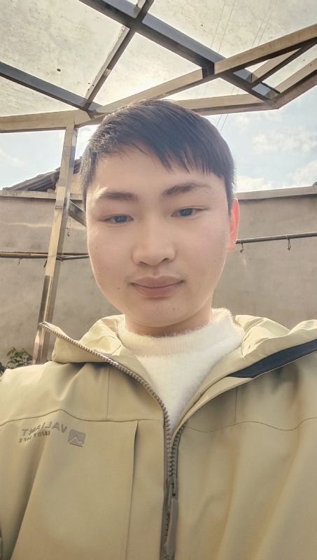 梦华的第二张照片--驻马店相亲服务中心