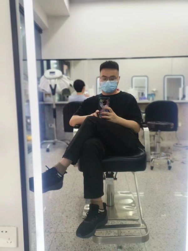 暮三的第二张照片--驻马店相亲服务中心