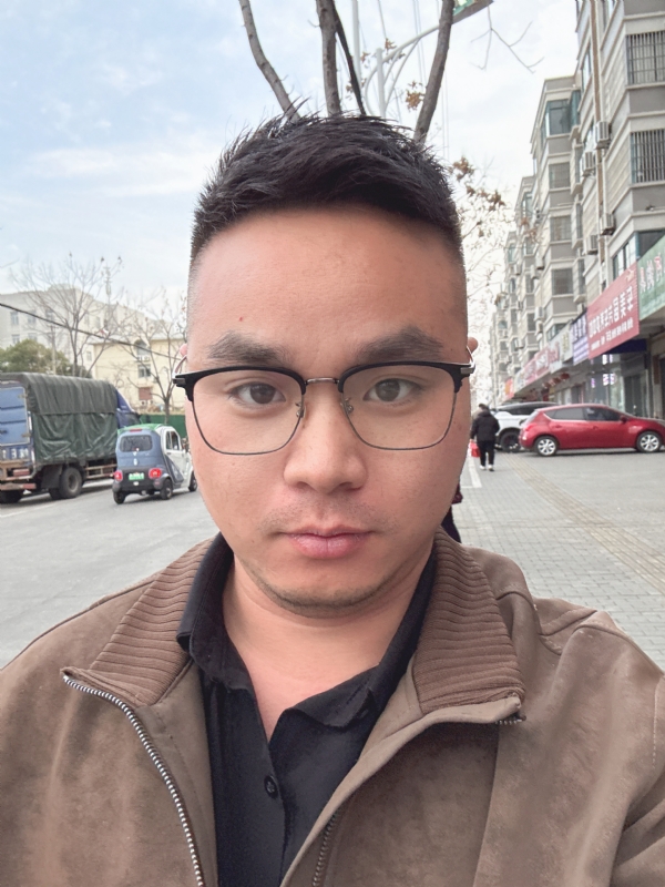 暮三的第三张照片--驻马店相亲服务中心