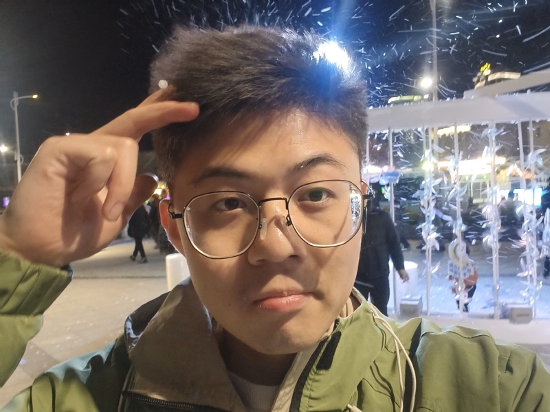 独揽星河的第一张照片--驻马店相亲服务中心