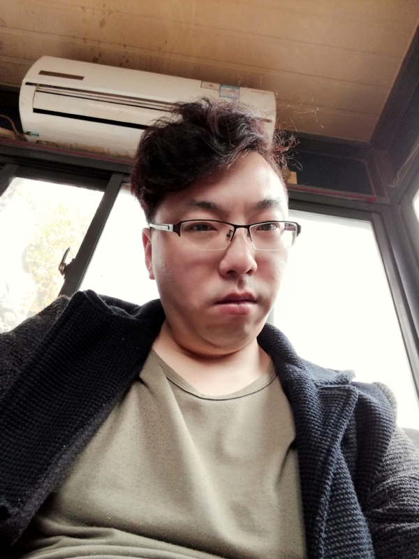 风雨彤周的第二张照片--驻马店相亲服务中心