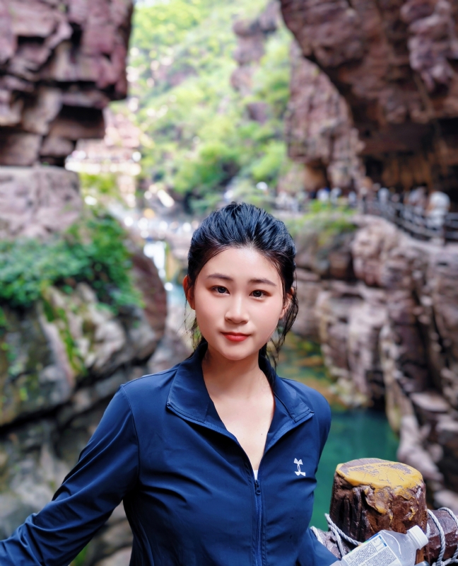 小S的第一张照片--驻马店相亲服务中心