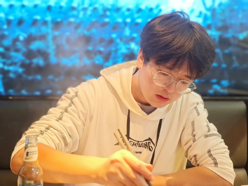 倾尽的第二张照片--驻马店相亲服务中心