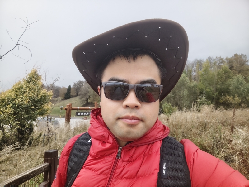 欢乐的笑的第一张照片--驻马店相亲服务中心