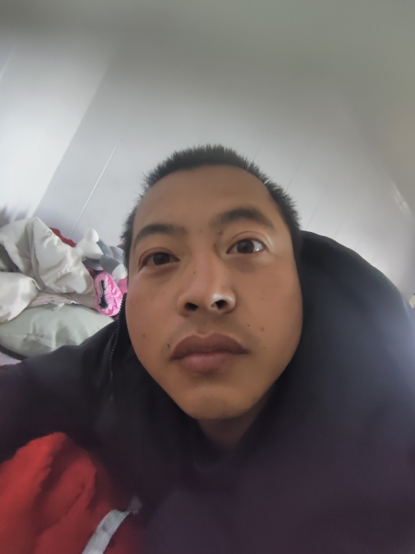 等一个人的第一张照片--驻马店相亲服务中心